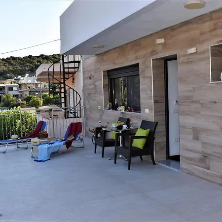 Apartament Corner Istron