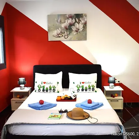Corner Apartament *